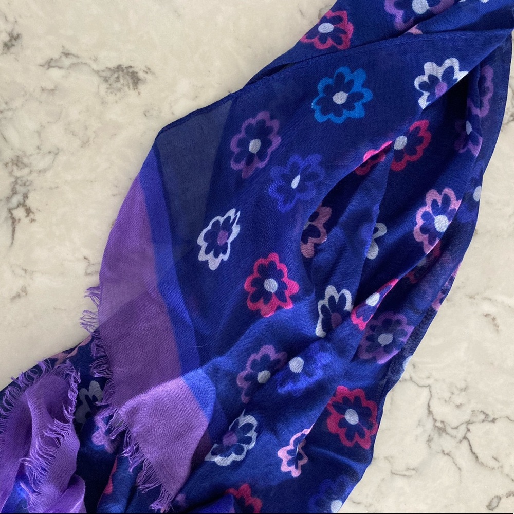 Vera Bradley scarf